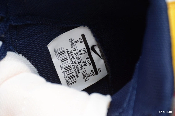 BLAZER VARSITY SACAI BV0072-700 X MID NIKE MAIZE 0111